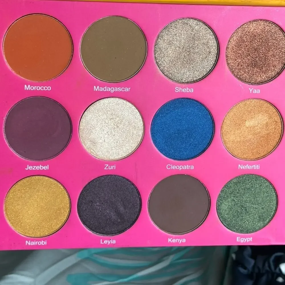 Juvias Place og beauty